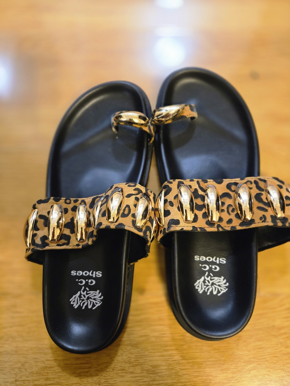G.C. Shoes Sonya Toe Ring Footbed Flat Sandals